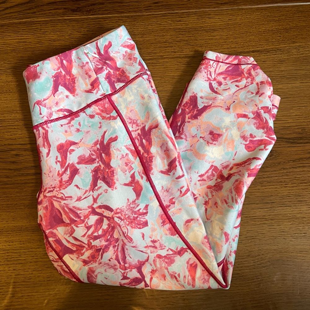 Pink Floral Cropped Leggings